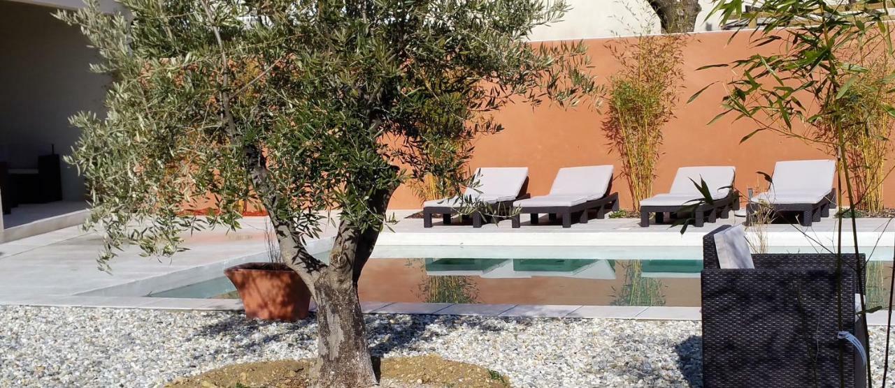 Le Clos D'Uzes - B&B Eksteriør bilde